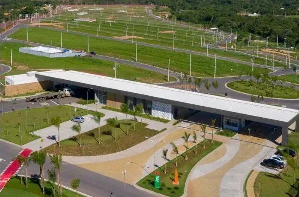 Sobrado no Condomínio em Jardins Porto - Senador Canedo, GO - Foto 4