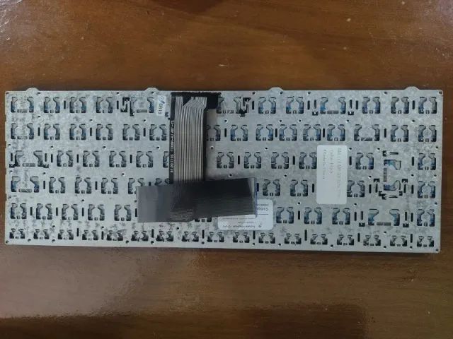 Teclado Para Notebook CCE P/N MP-10F88PA-F51G - Foto 2