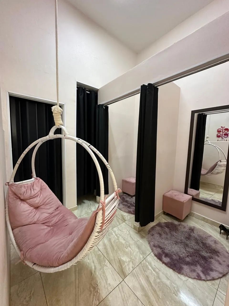 Loja feminina passando o ponto  - Foto 11