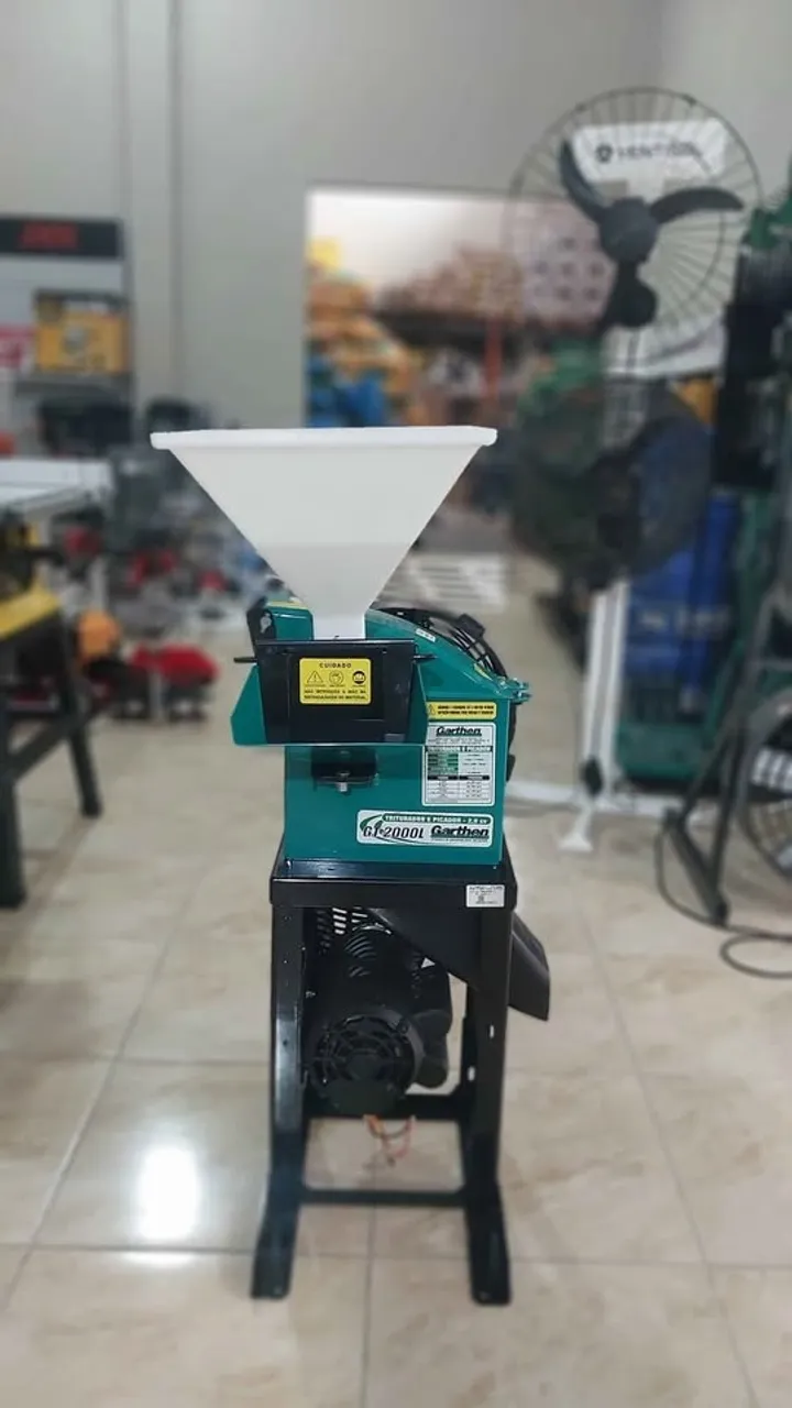 Forrageira Triturador 2hp Monofásica GT-2000LM-1 Garthen (Loja)
