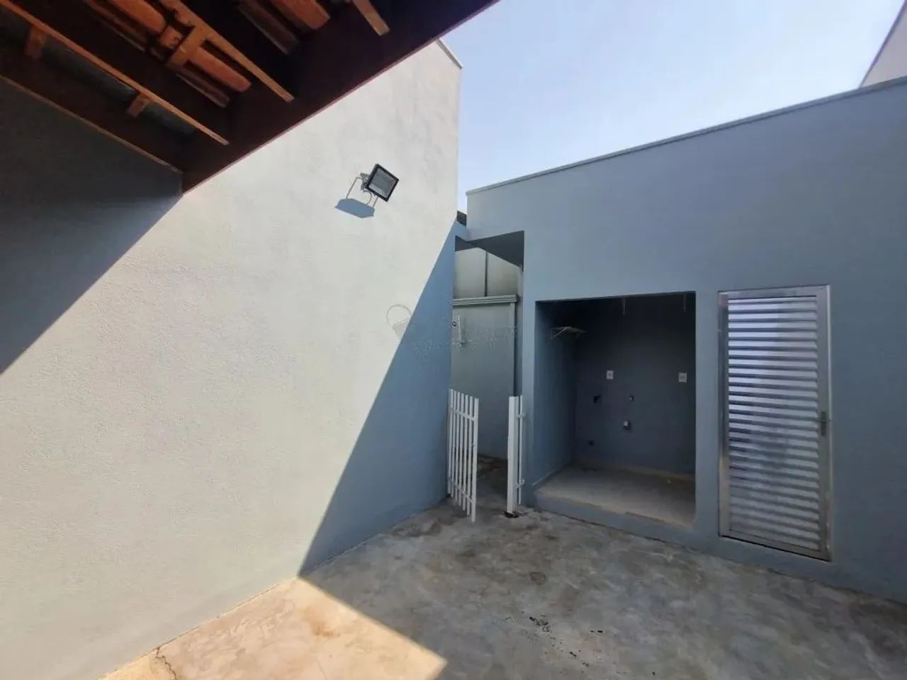 Casa Residencial com 2 quartos para alugar por R$ 2600.00, 200.00 m2 - JARDIM CELINA - LIM - Foto 3