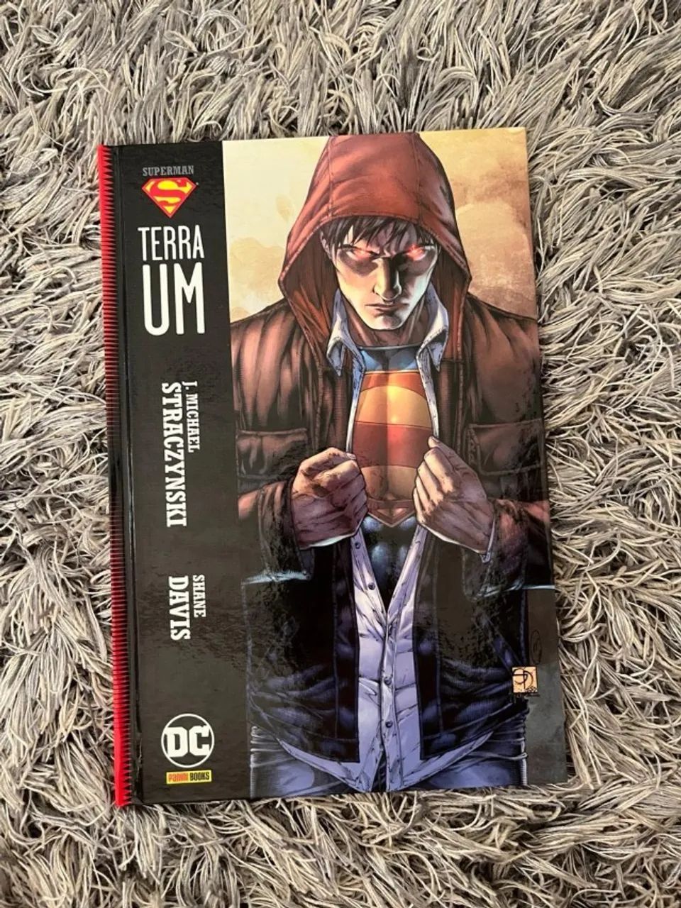 HQ Superman Terra Um - Vol 01 de J. Michael Straczynski