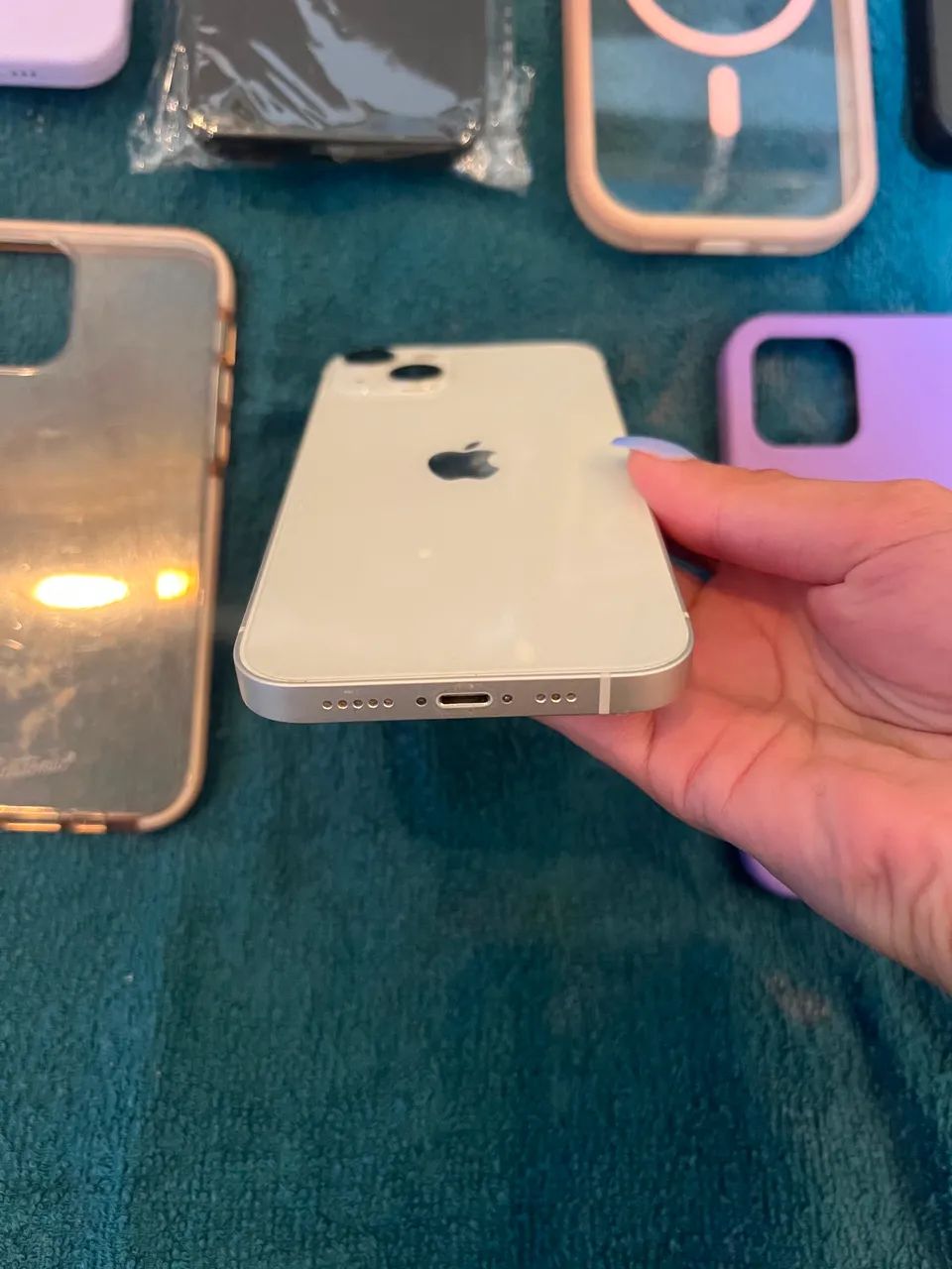 iPhone 13 