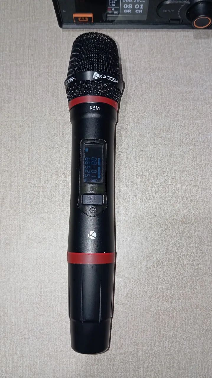 Microfone de mão sem fio Kadoshi K-501 - Foto 6