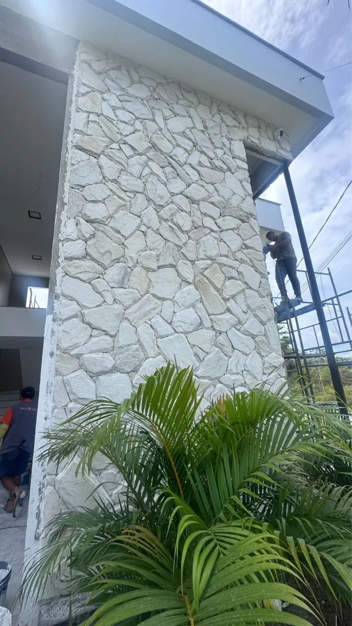 Premium Natural Stones