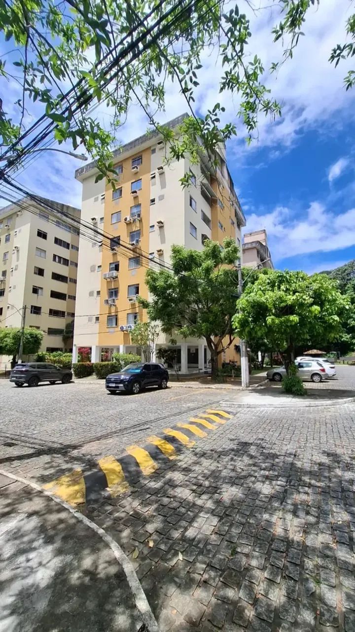 Oportunidade vendo 2/4 com suíte no Imbuí!!!