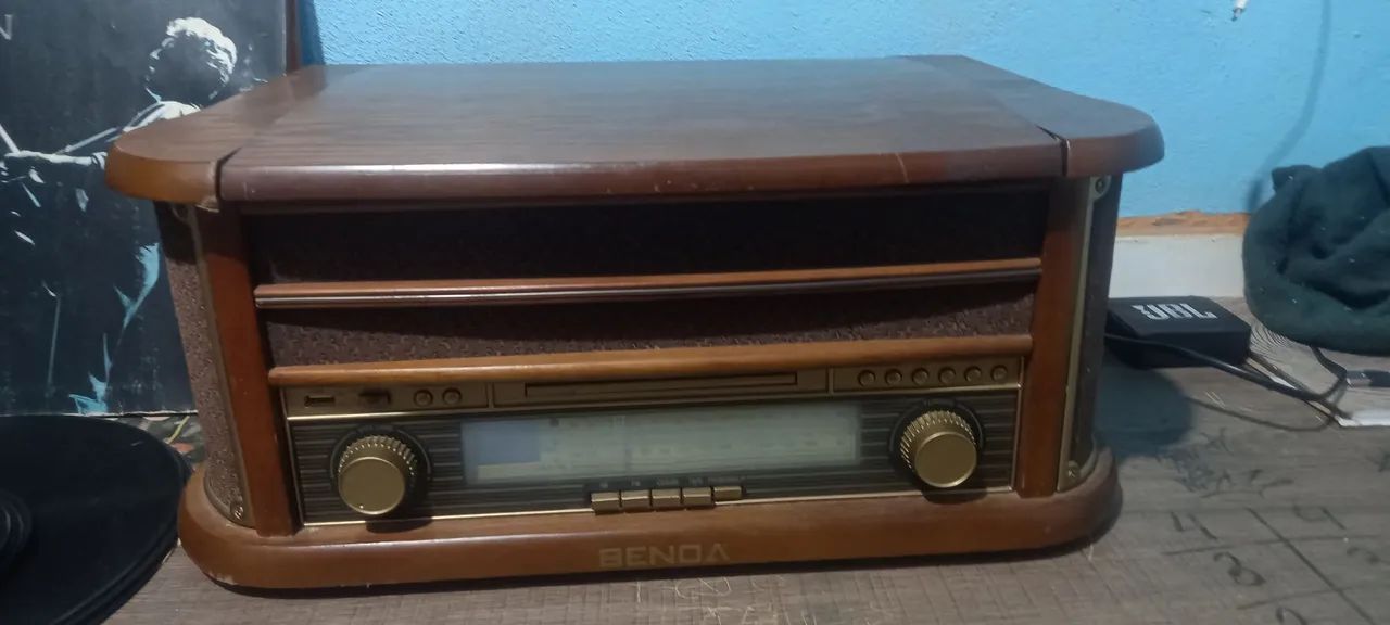 Vitrola mais discos (troco por guitarra)