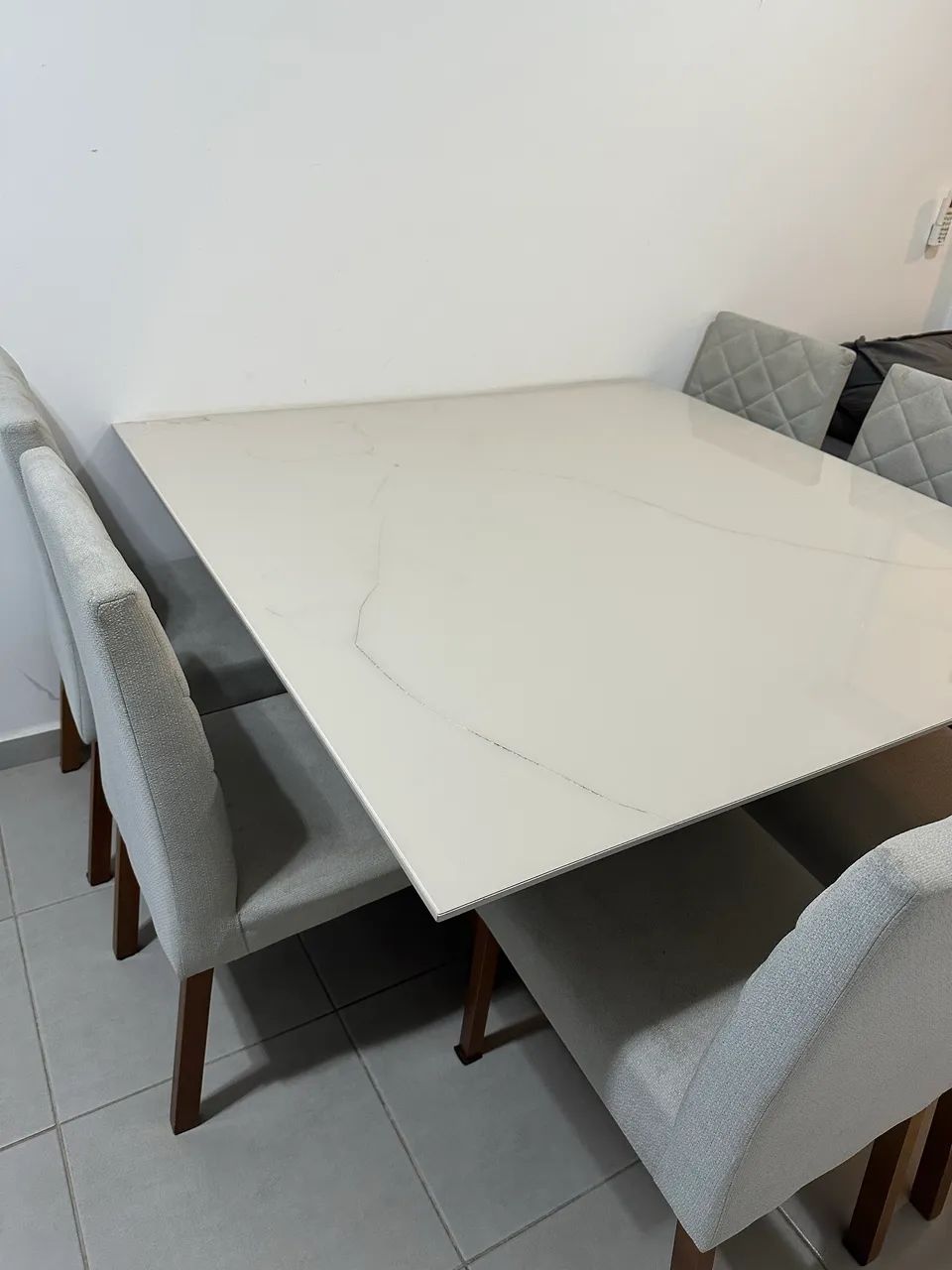 Mesa de jantar e 6 cadeiras - Foto 4