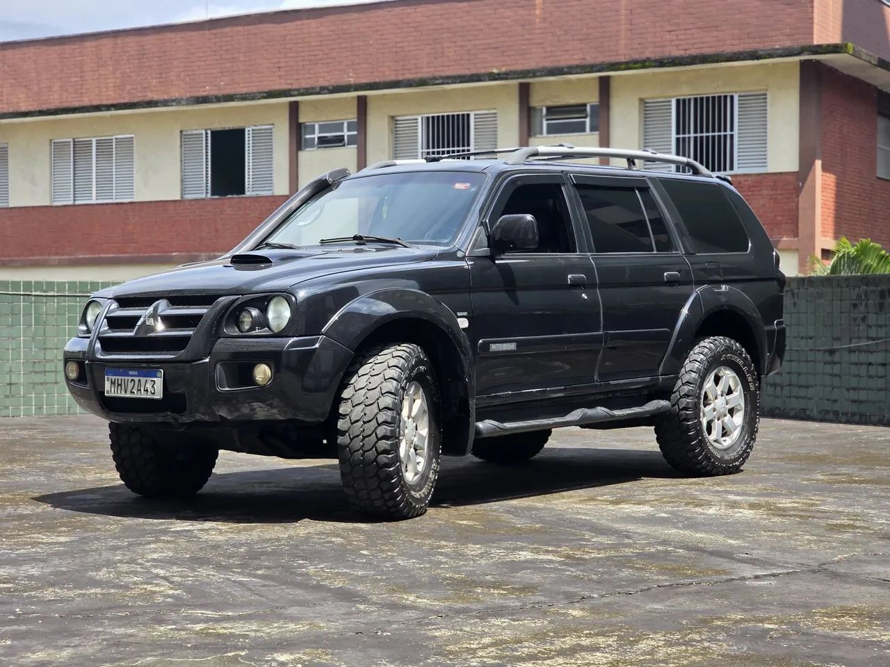 Mitsubishi Pajero Pajero Sport HPE 2.5 4x4 Diesel Aut. 2010