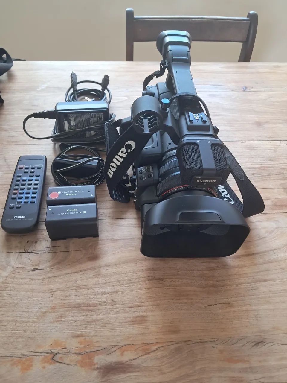 Câmera de video - CANON XH-A1<br>Filmadora HDV com 3CCD