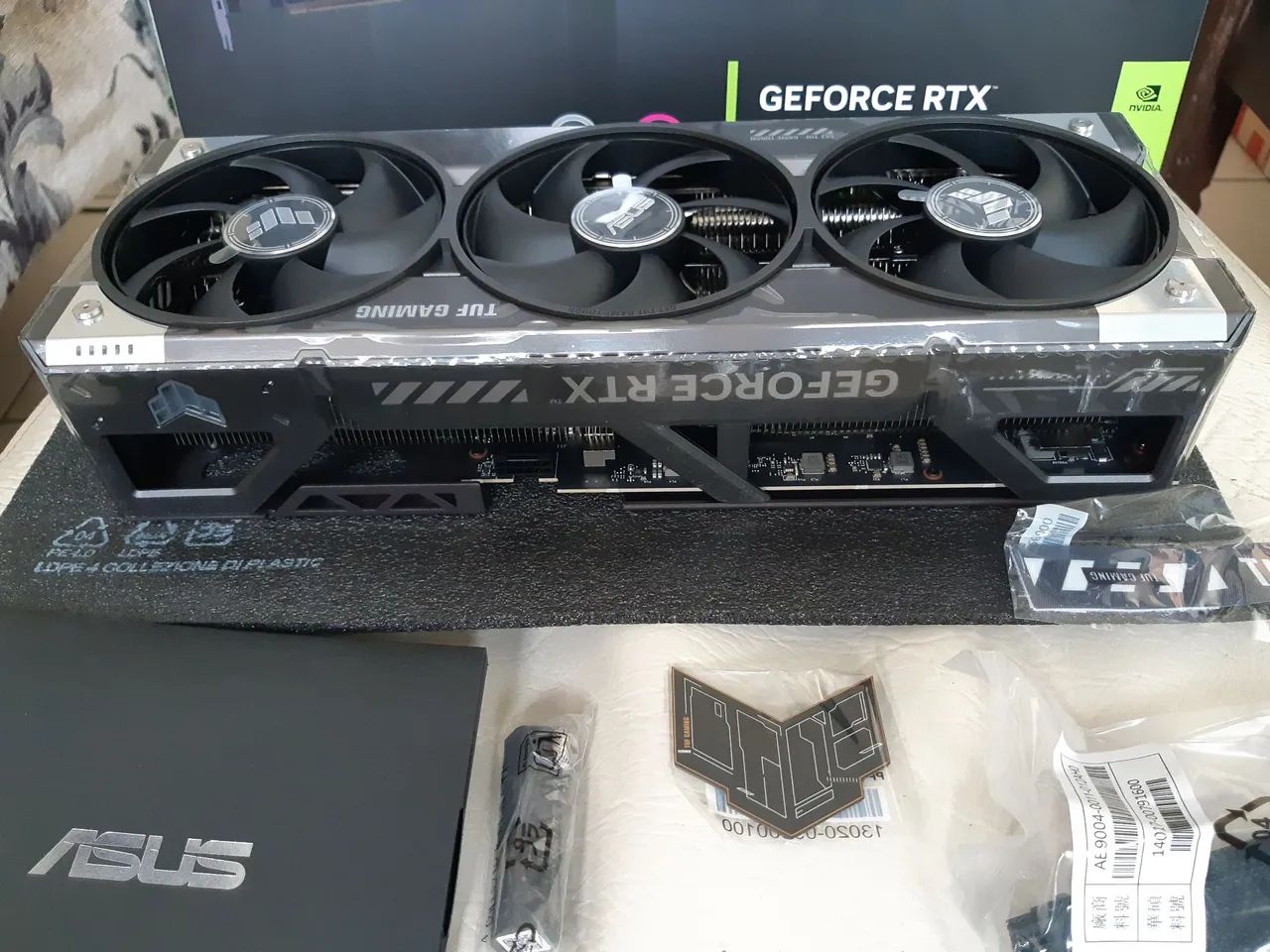 RTX 5080 ASUS TUF (*ACEITO TROCAS*) POSSUI NOTA FISCAL E GARANTIA, SOU DE BH MG  NÂO ENVIO - Foto 2