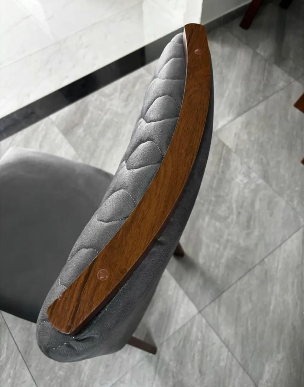 Vendo Mesa de Jantar com 6 cadeiras  - Foto 5