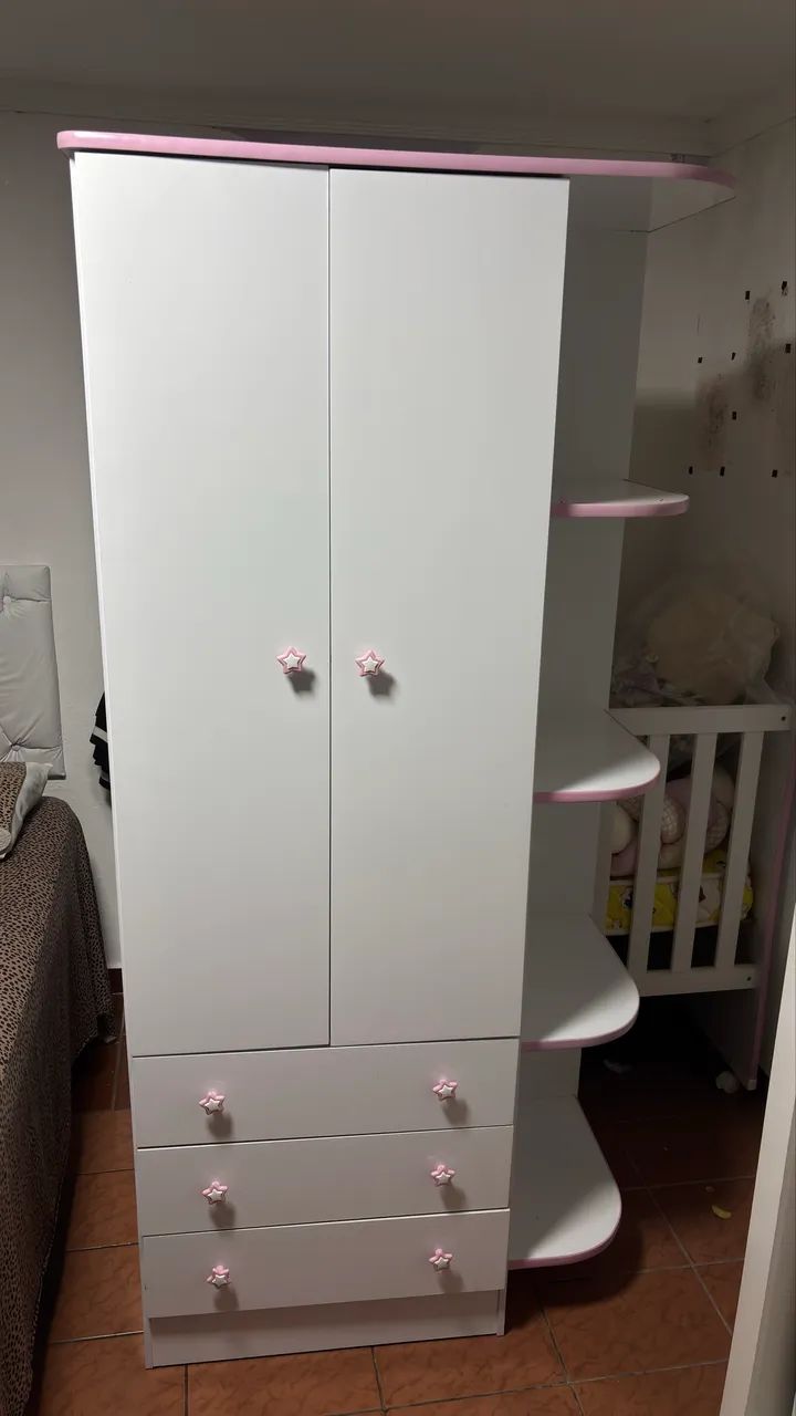 Berço,cômoda  e guarda-roupa de menina  - Foto 2