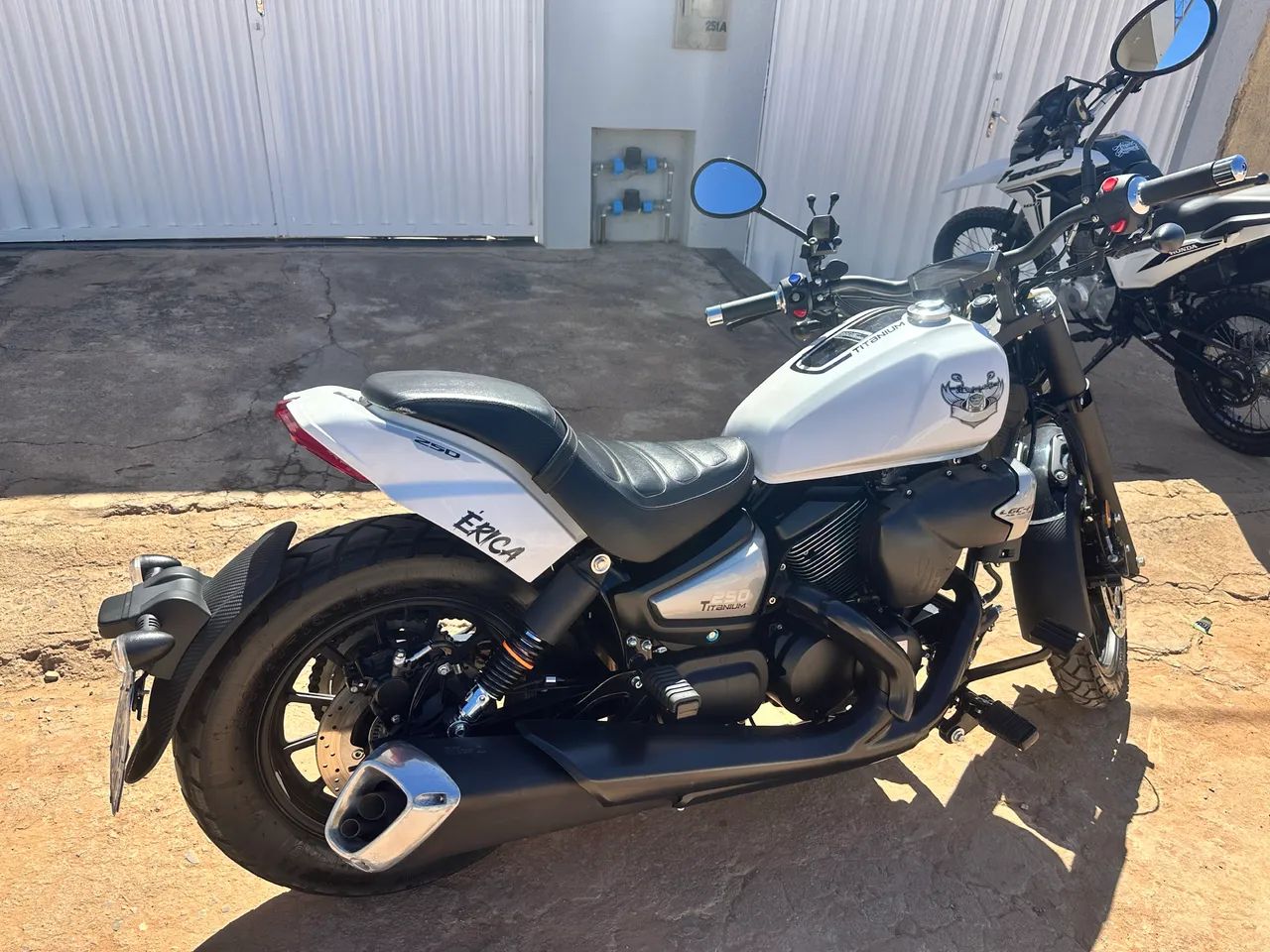 Titanium 250 - Foto 2