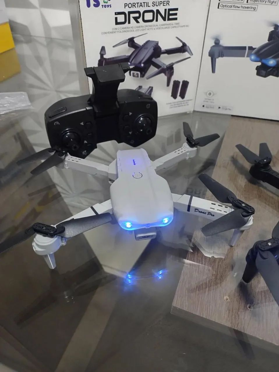 Drone E99 com câmera novo 
