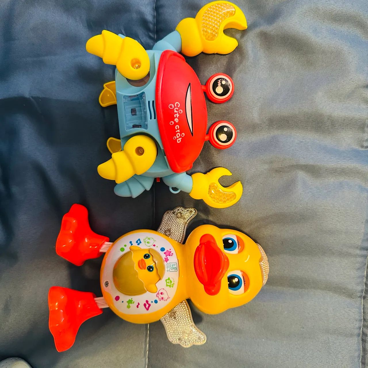 Pato e caranguejo 