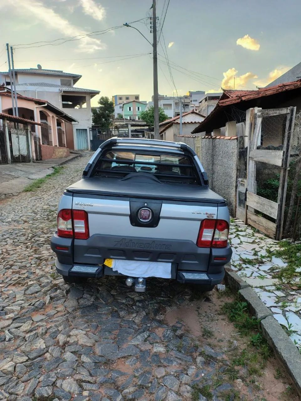 Fiat Strada Adventure1.8/ 1.8 Locker Flex CD 2013 - Foto 3
