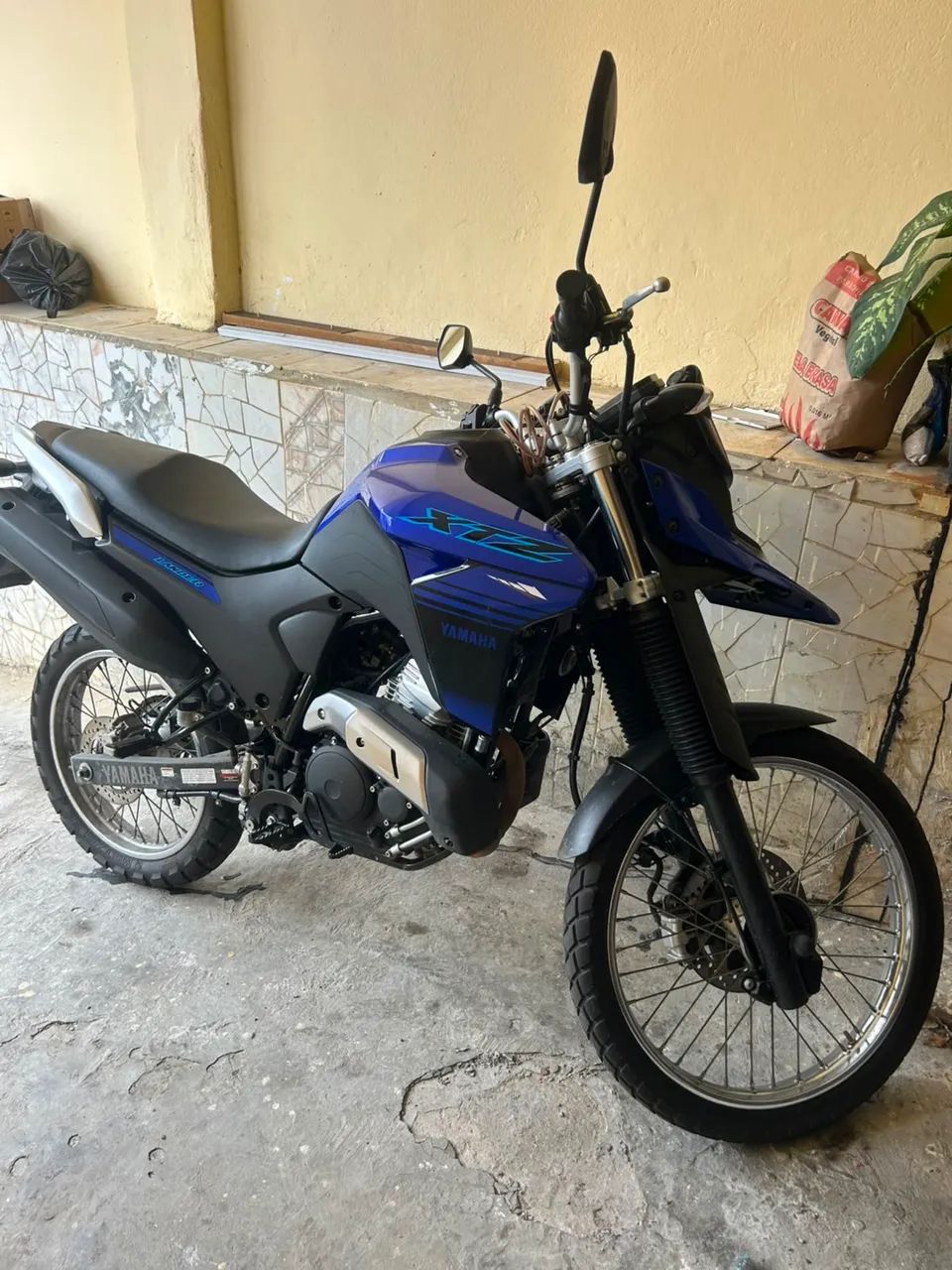 XTZ Lander 