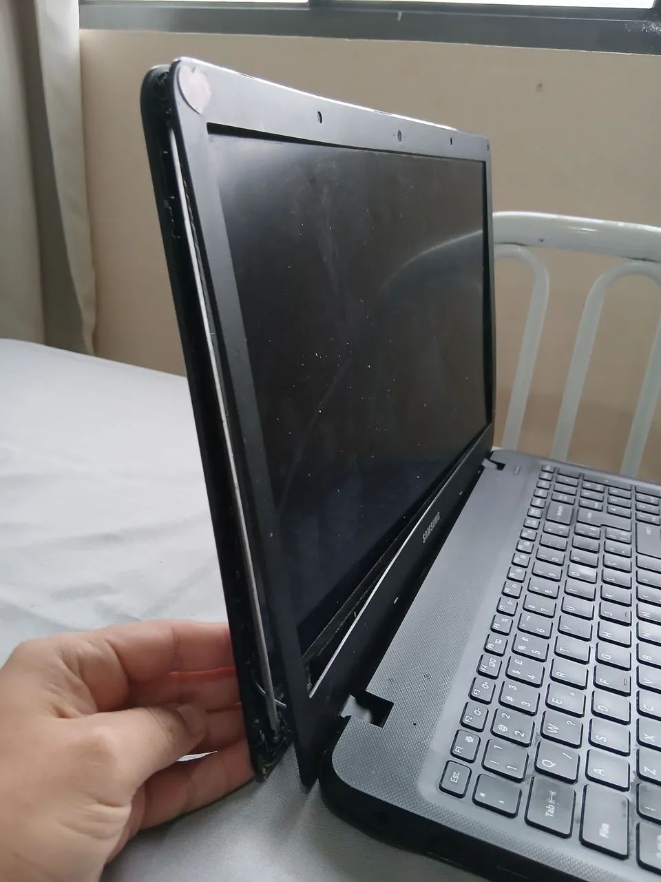 Notebook Samsung NP300E5K - Intel Core i3 - SSD - Foto 4