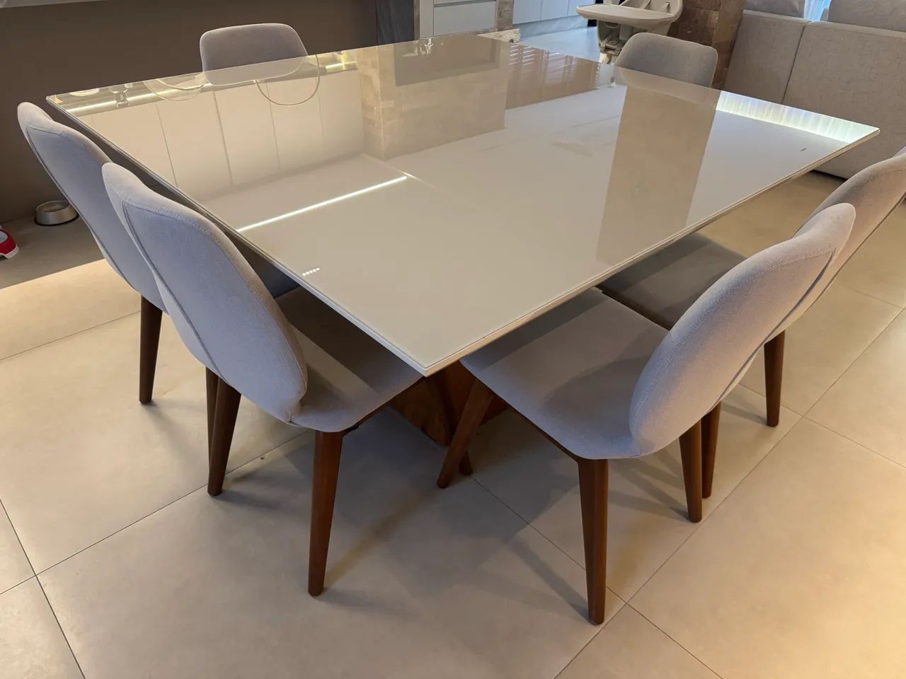 Mesa 8 lugares 1,5m x 1,5m com 8 cadeiras - Foto 3