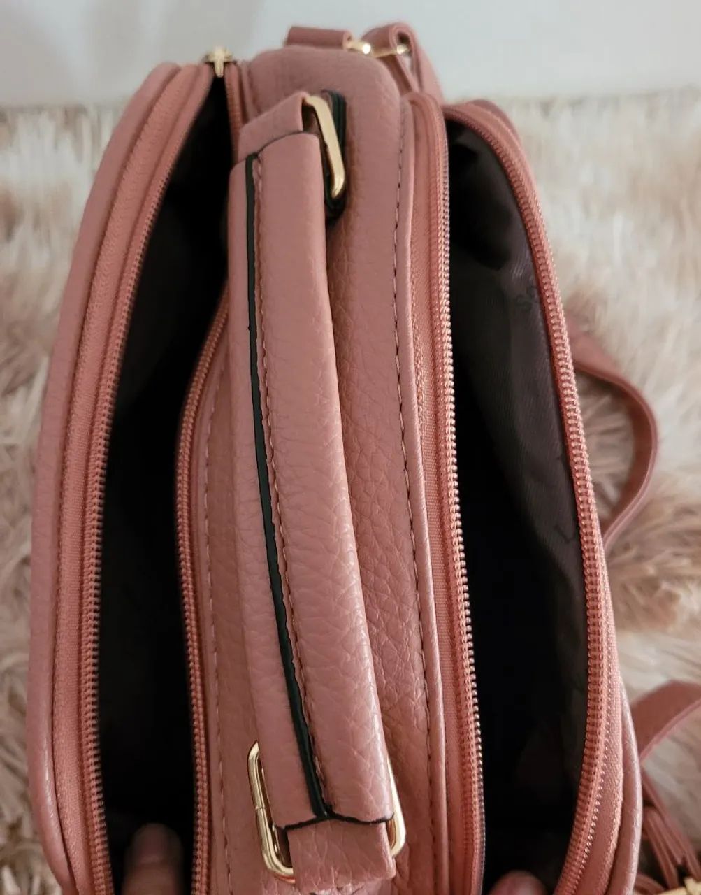 Vendo bolsa linda e nova, cor rosa chá  - Foto 3