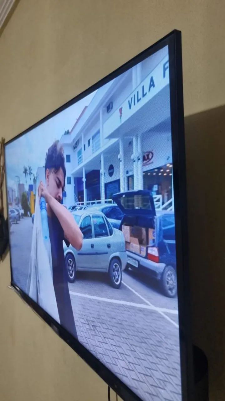 TV 32 | Ainda com os plásticos  - Foto 2