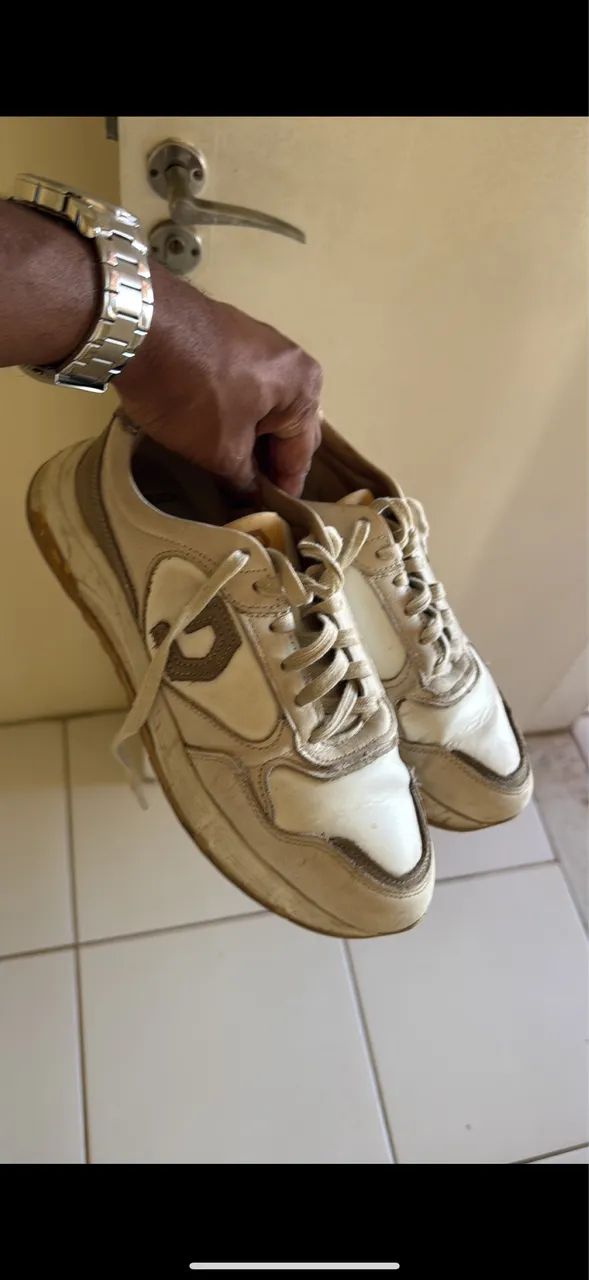 Sneaker democrata 40