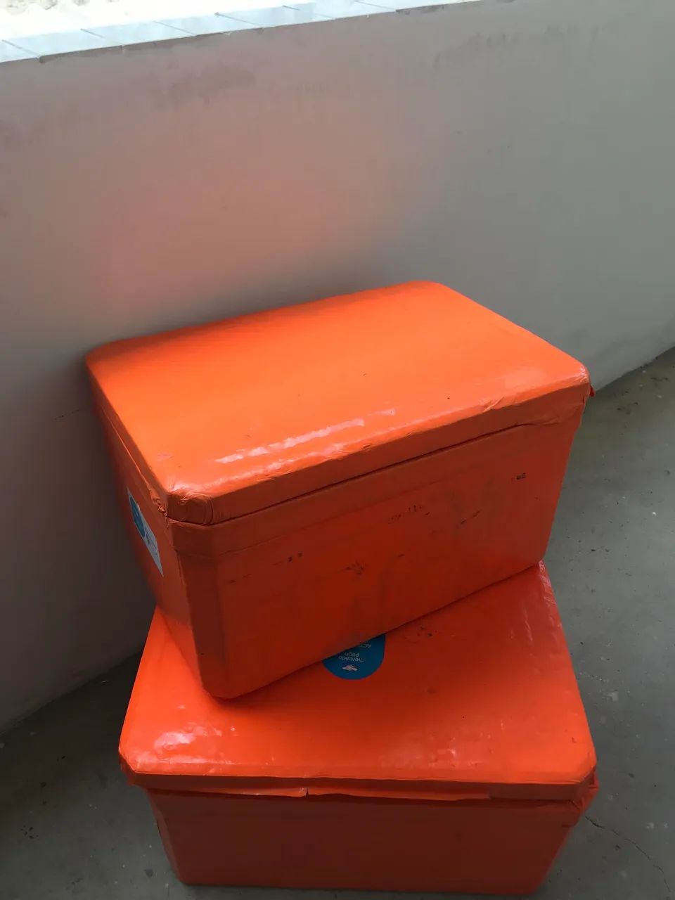 Caixa de isopor  2 caixas usada