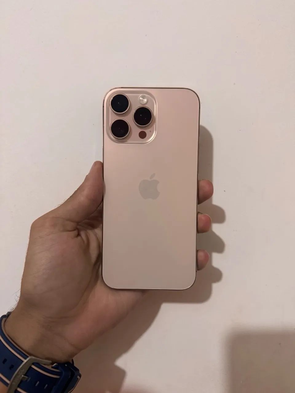 Iphone 16 PRO MAX pra vender logo