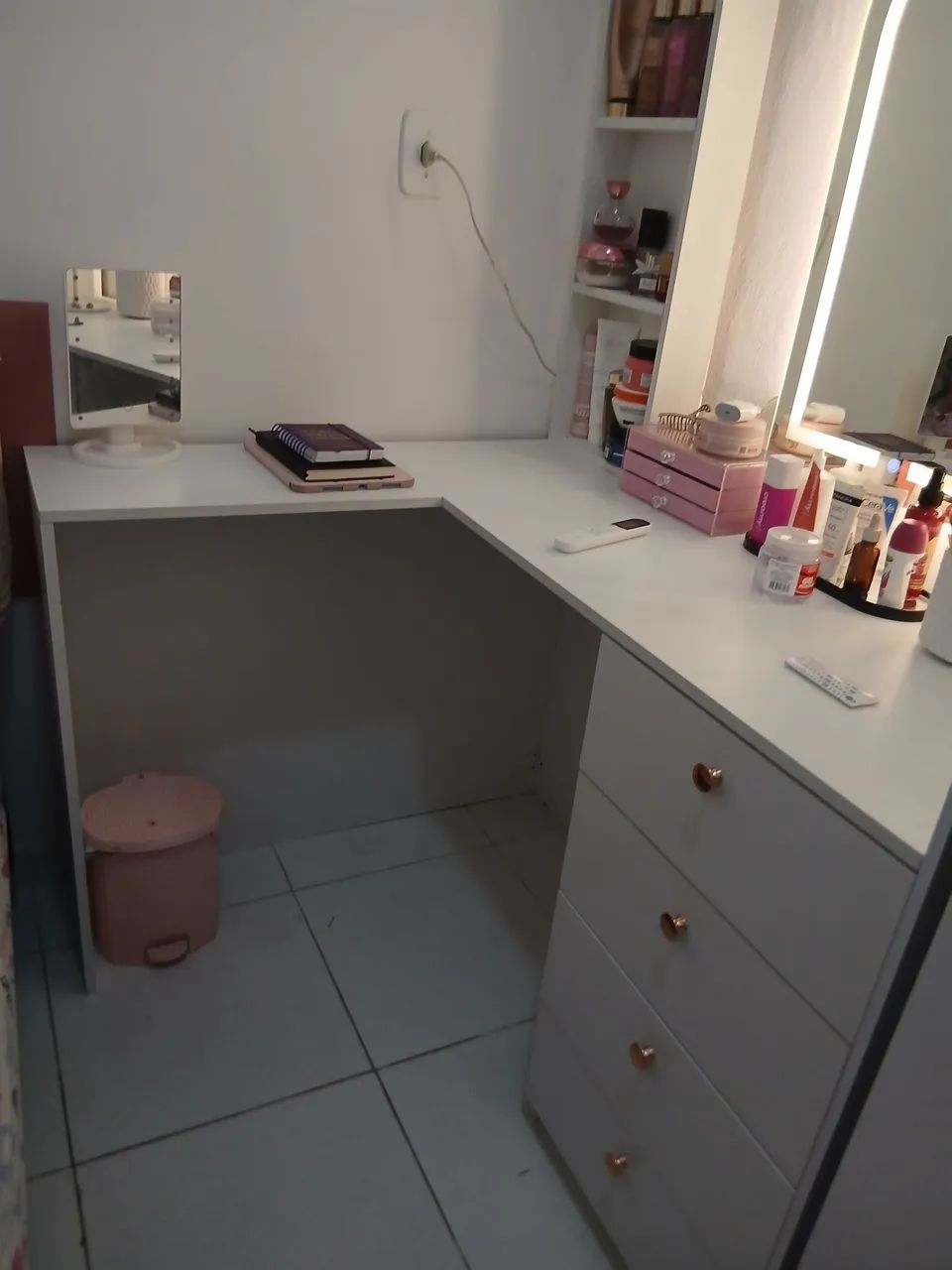 Pentiadeira com escrivaninha  - Foto 4