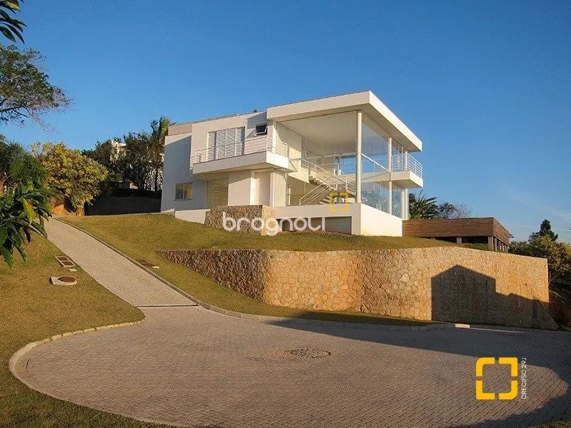 Casa com 718,78m², 3 dormitórios, 3 Suítes no Cacupé em Florianópolis - Foto 3
