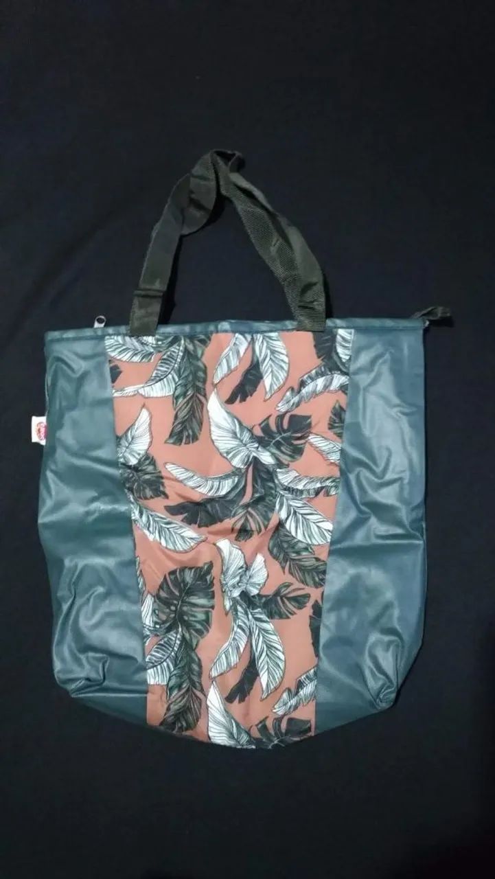 Bolsa térmica tamanhos variados colorida  - Foto 4