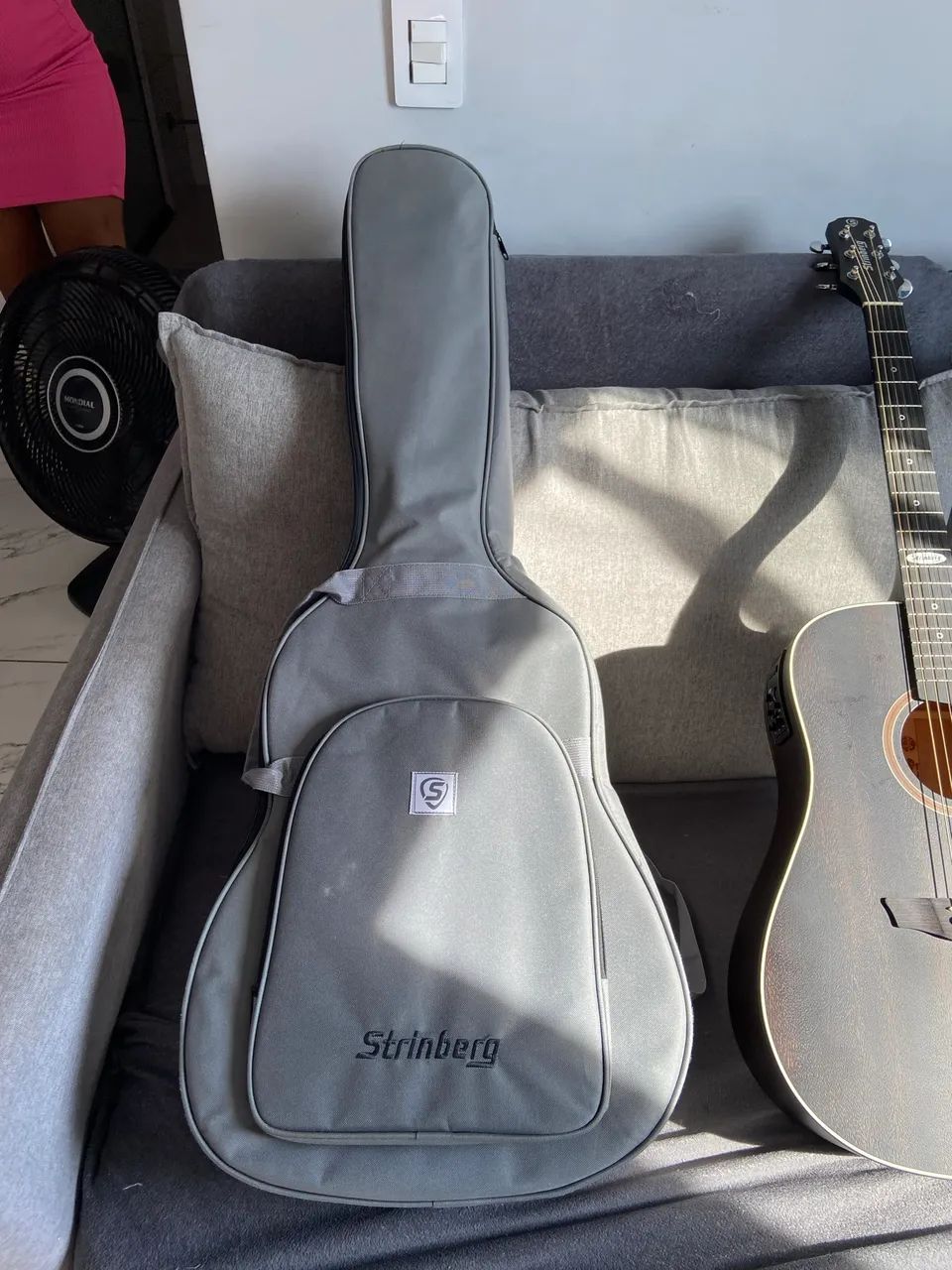 VDO / TRC - Violão Elétrico/Acústico + Case Strinberg - Foto 6