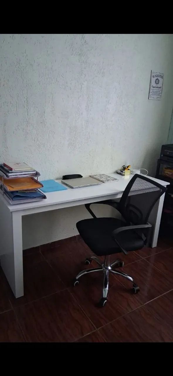 Mesa de escritório branca MDF