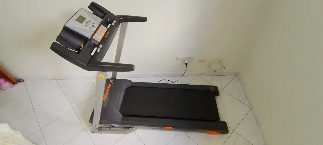 Esteira  Athletic Advanced 430 EE