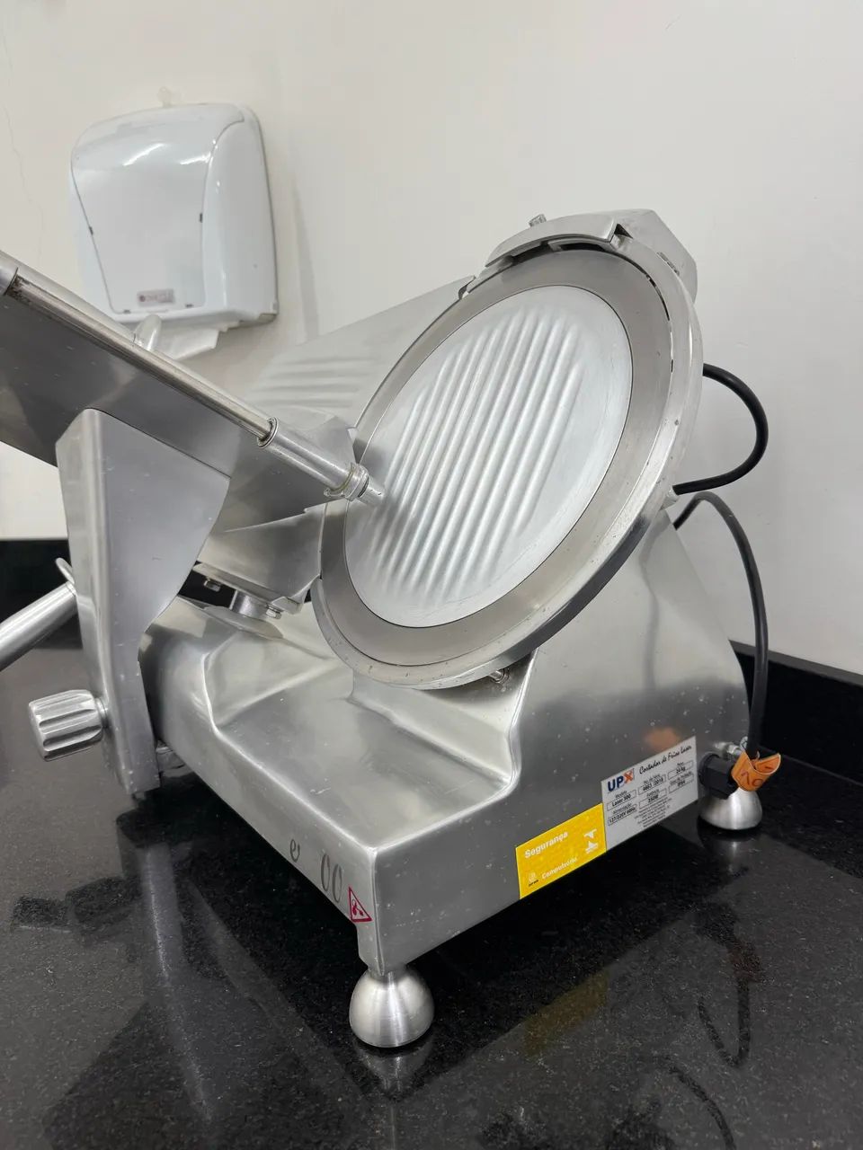 Fatiador Laser UPX 300 - 220V - Profissional - R$ 2.000