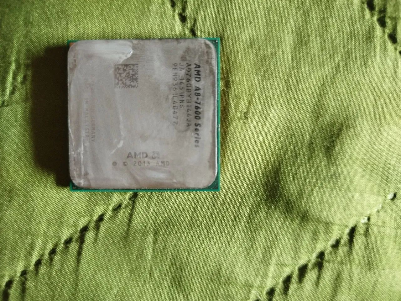 AMD A8 7600 series