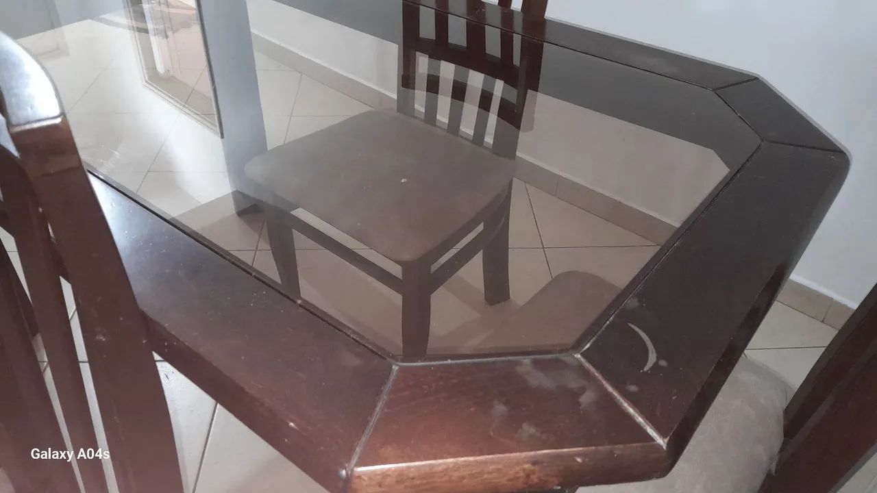 Mesa com 6 cadeiras - 0,93 x 1,53 m - Foto 5
