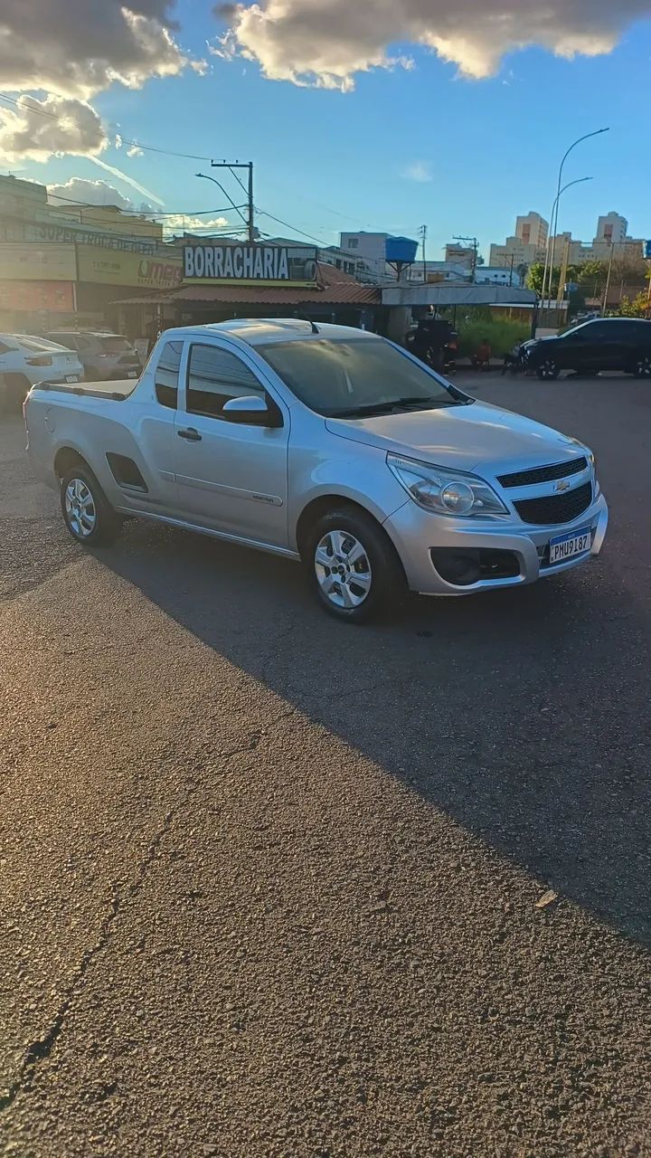 Chevrolet Montana LS 1.4 ECONOFLEX 8V 2P 2015