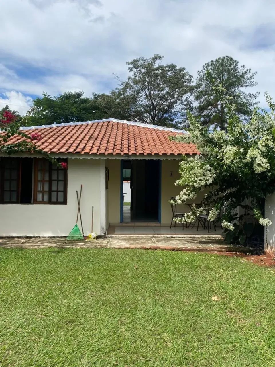 Imóvel para aluguel com 100 metros quadrados com 2 quartos