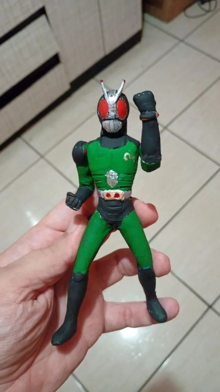 Boneco Kamen Rider Black RX, por encomenda