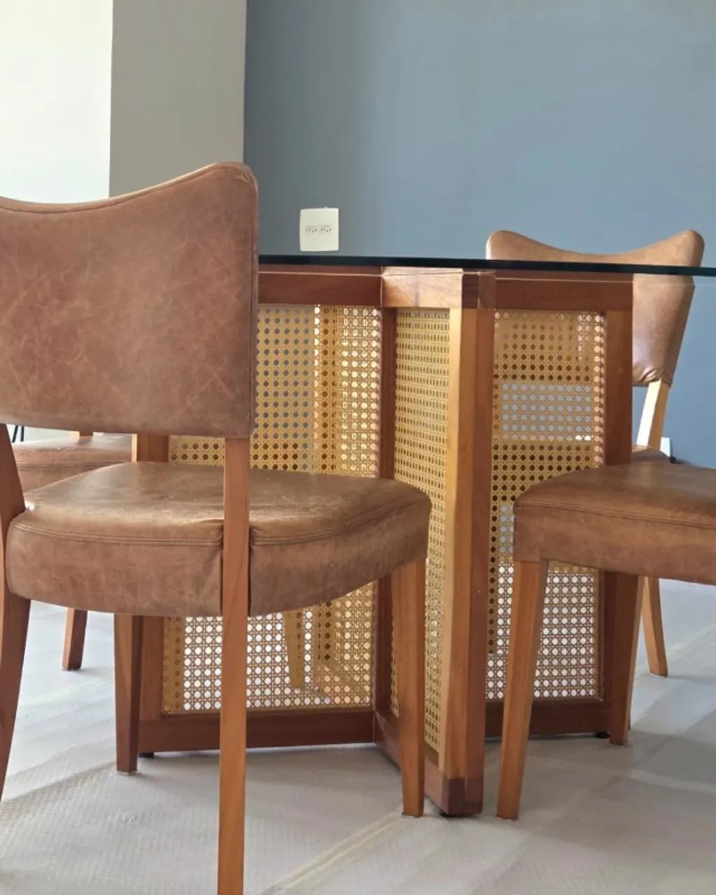 Mesa de jantar redonda com cadeiras (vendo conjunto ou itens separados) - Foto 2