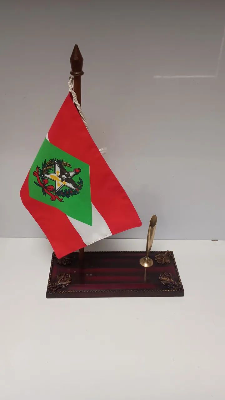 Double-sided Santa Catarina state table flag with wooden pole and base
