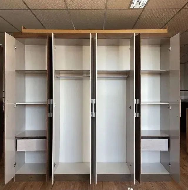 Guarda Roupa 2.08 - Foto 2