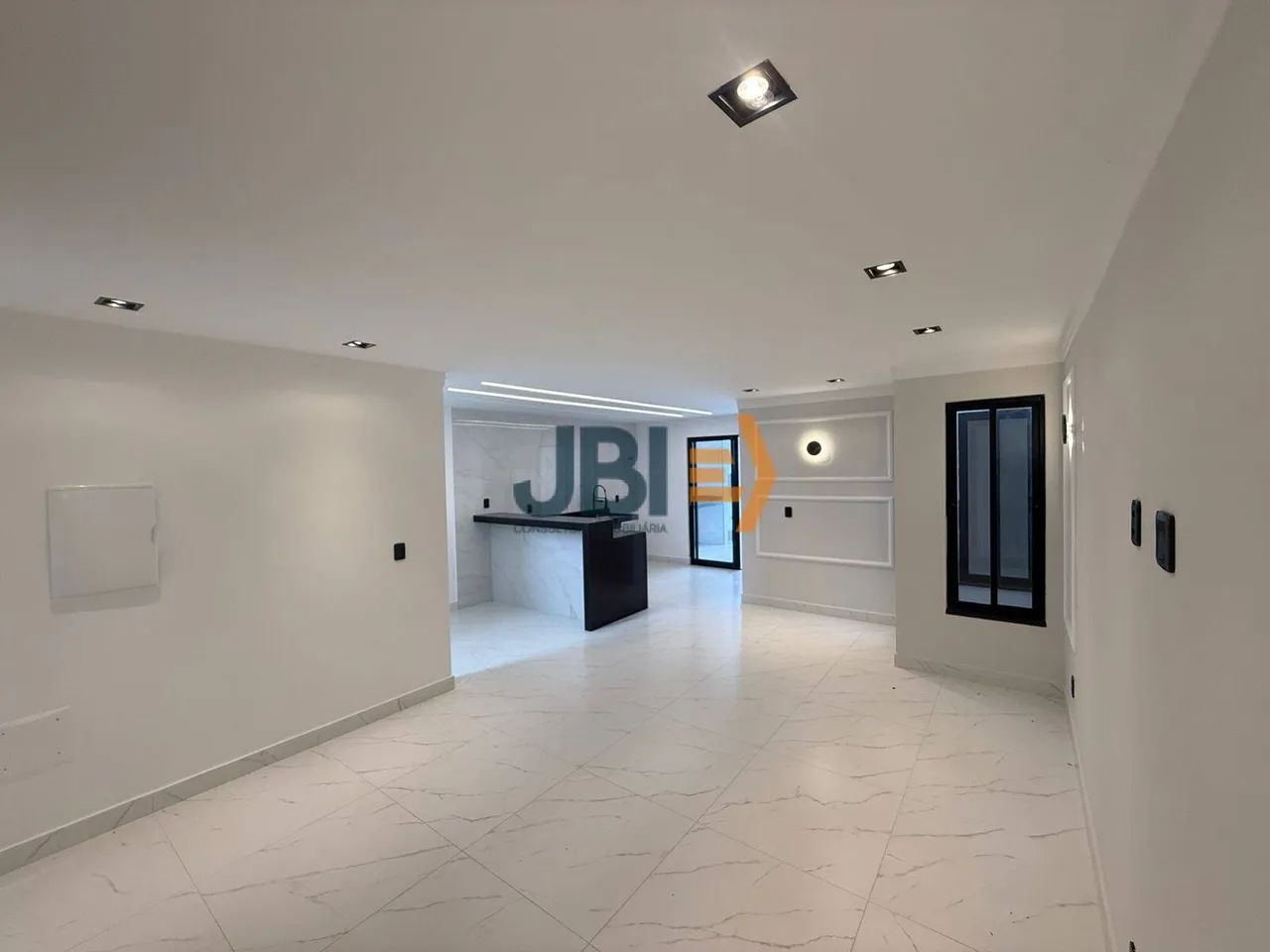 Vende-se casa duplex em condomínio com 3 quartos - Maracanaú - Foto 3