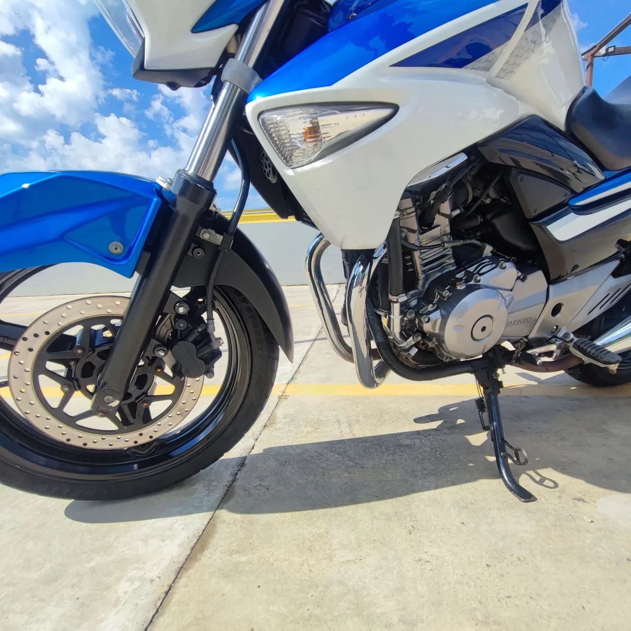 SUZUKI INAZUMA 2015 - Foto 4