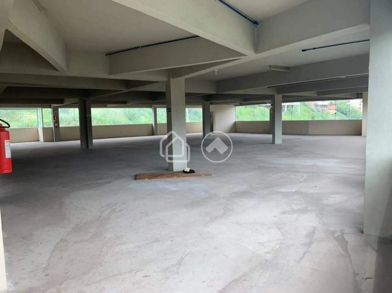 Andar comercial para alugel com 11 vagas de Garagem Nova suiça