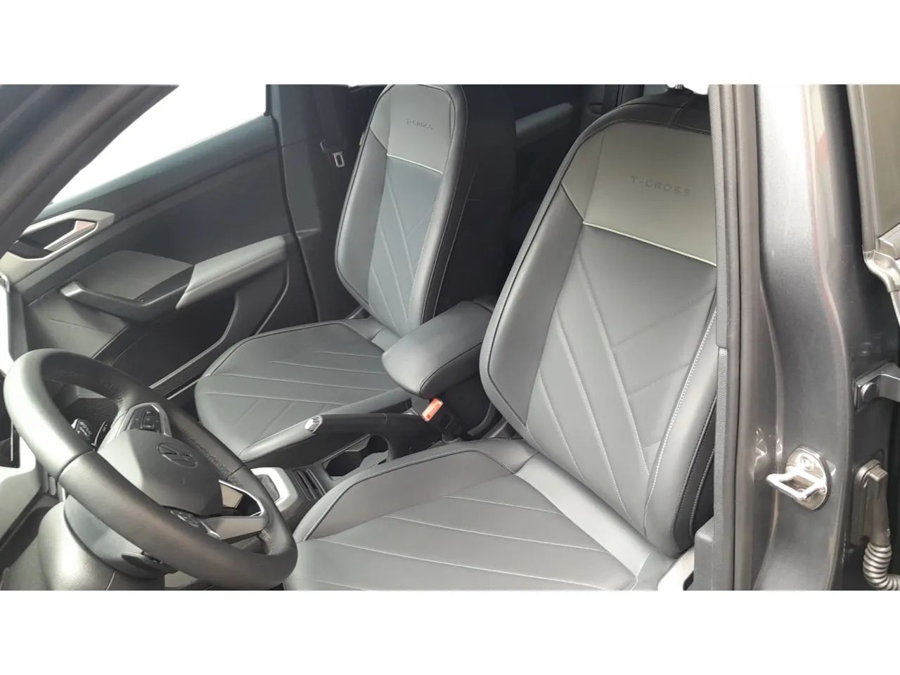 Volkswagen T-Cross Comfortline 1.0 TSI Flex 5P Aut., foto 11 de 16