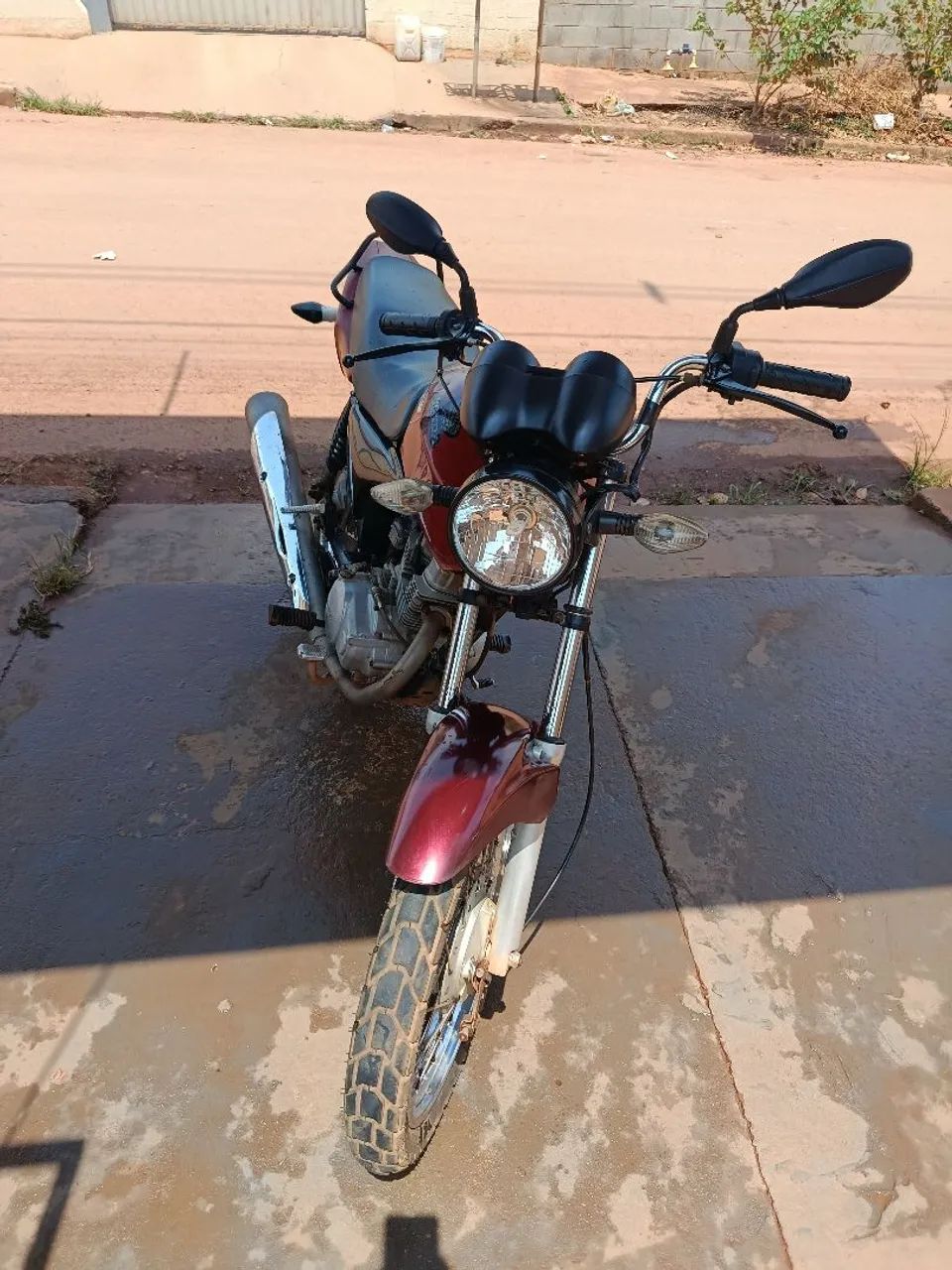 Vendo Moto Parcelo com acréscimo da máquina - Foto 2