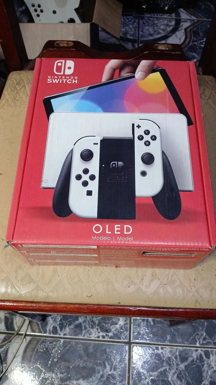 Nintendo Switch カセット 4個 Nintendo Switch OLED + 4 jogos - Consoles de Vídeo Game